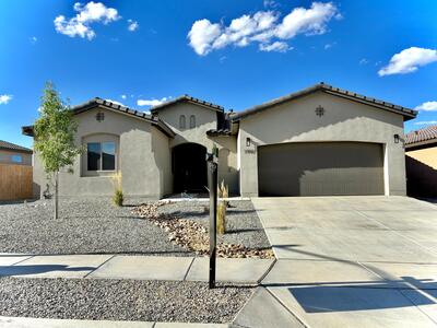1592 VALLE DE COLORES Road NW, Los Lunas