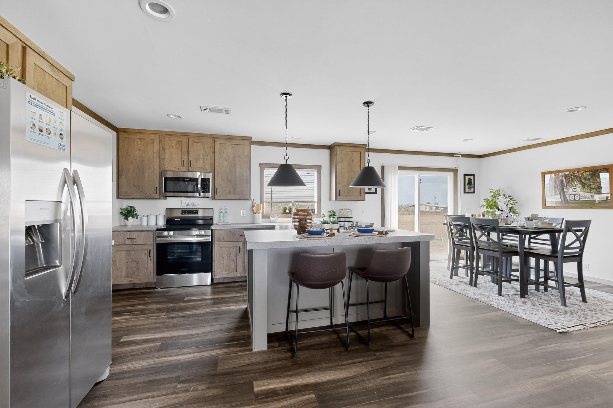 94 14th Avenue NW - Main Image