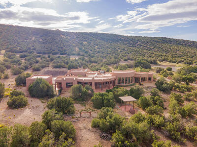 6 REAL Place, Sandia Park