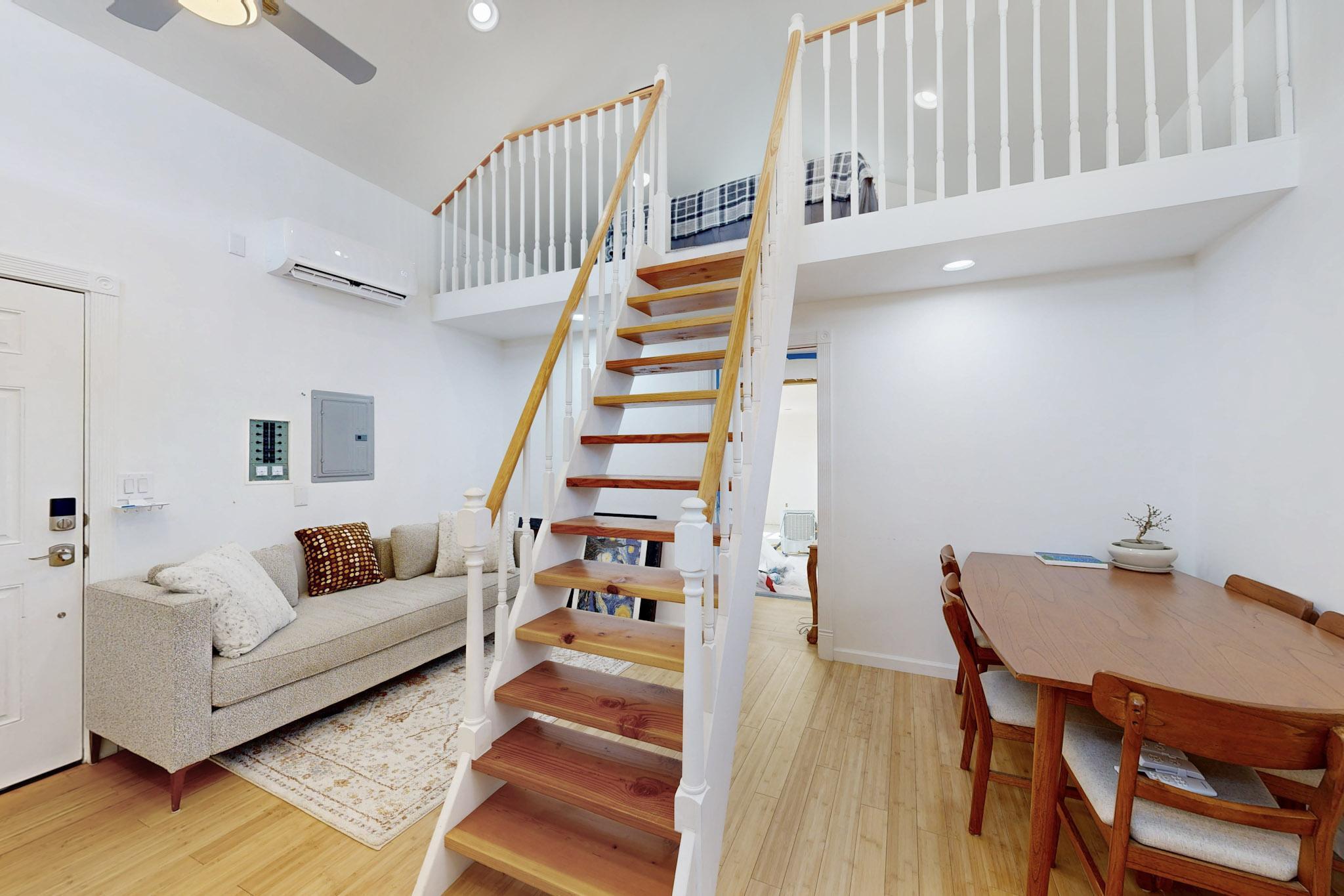 2918 TRIUMPH Road NW - Main Image