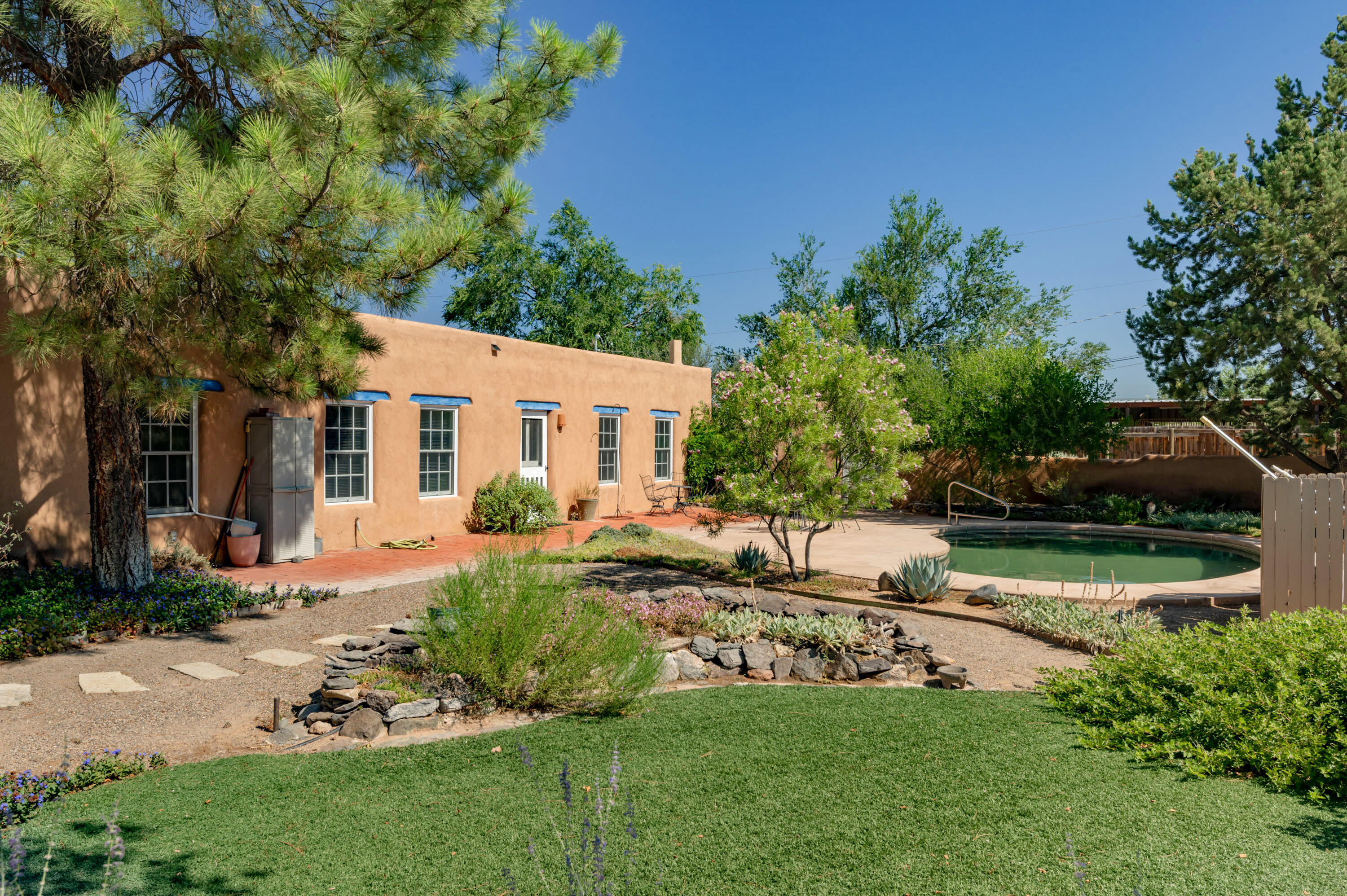 440 CAMINO HERMOSA - Main Image