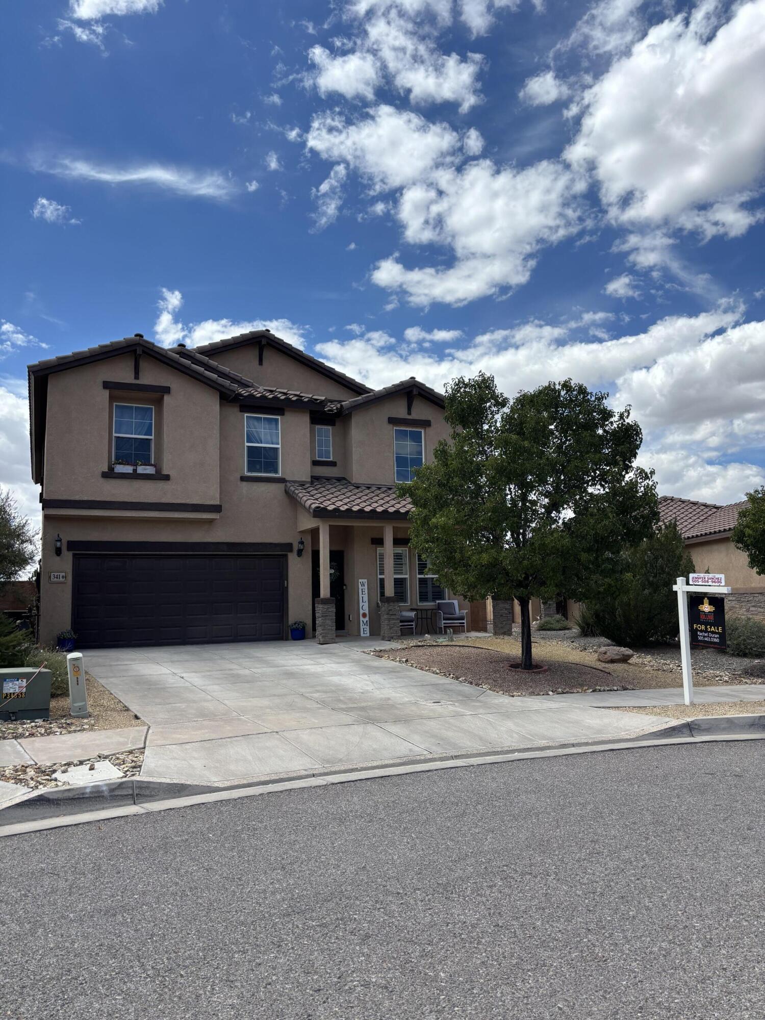 341 Loma Linda Loop NE - Main Image