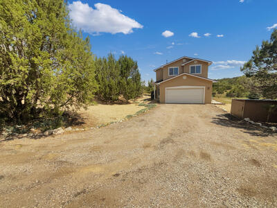 33 BLUE MULE Drive, Edgewood