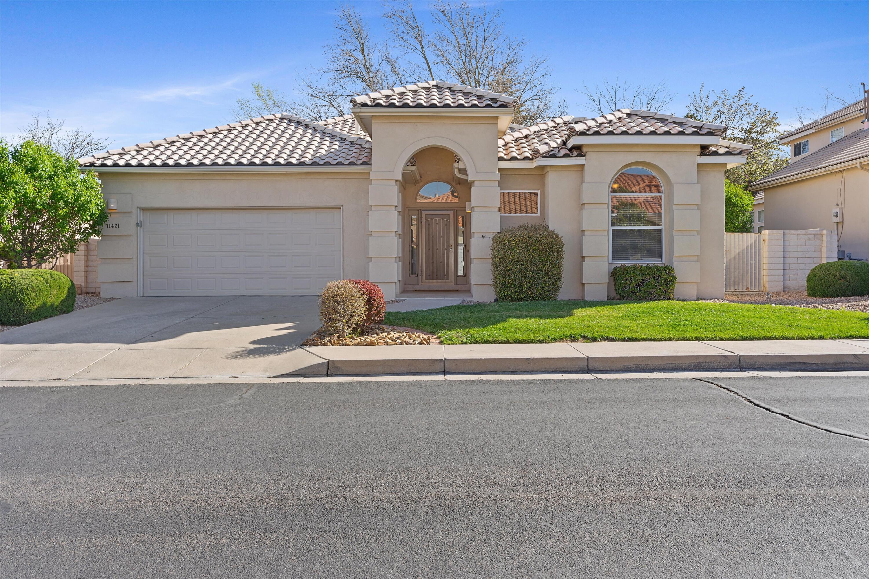 11421 DESERT CLASSIC Lane NE - Main Image