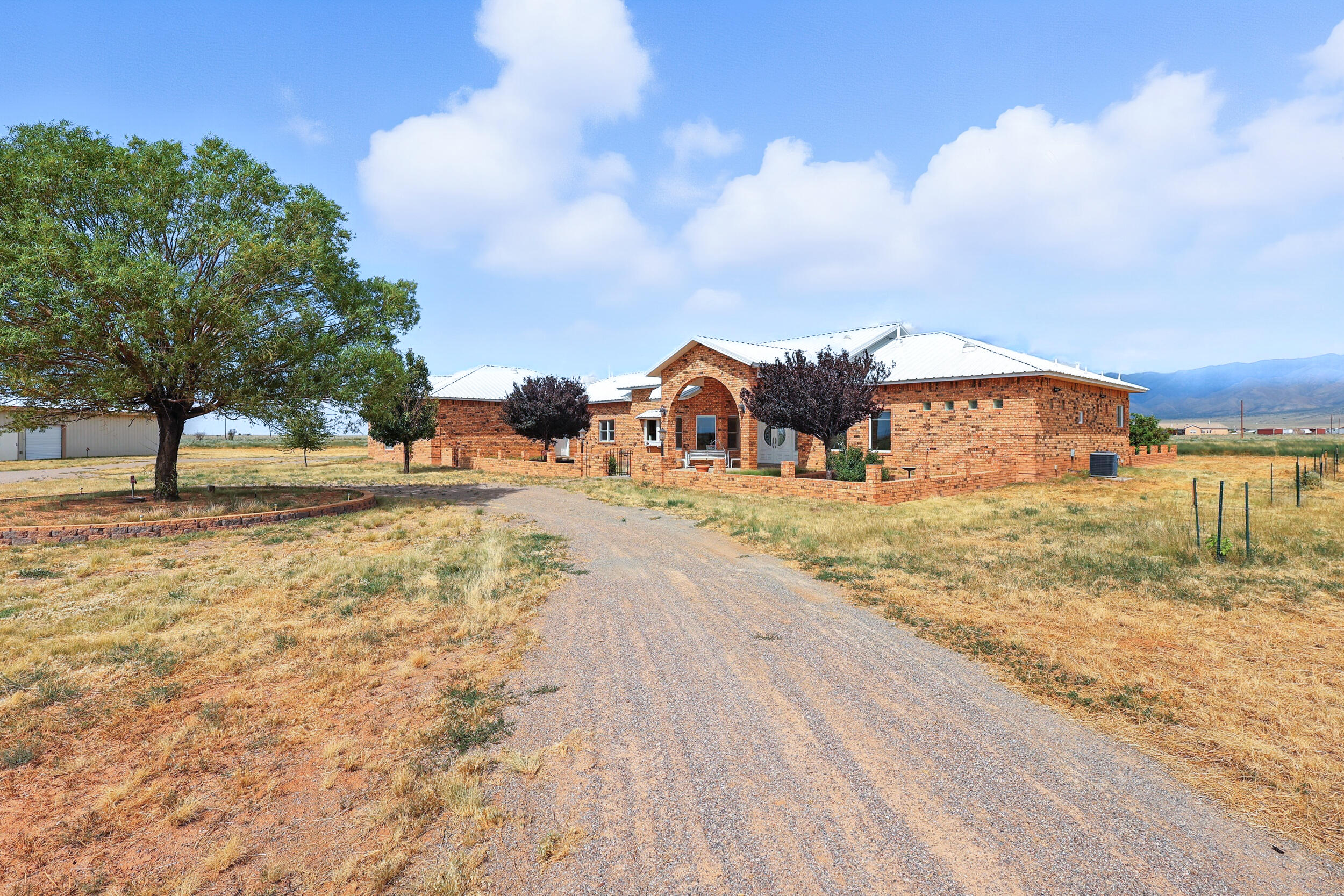 29 MORA Drive - Main Image