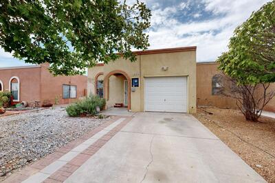 6824 CLEGHORN Road NW, Albuquerque