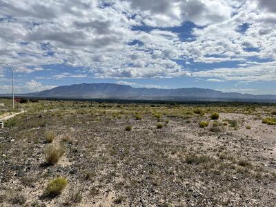 6304 CANAVIO Road, Albuquerque 