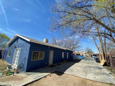 3022 Aaron Court SW, Albuquerque