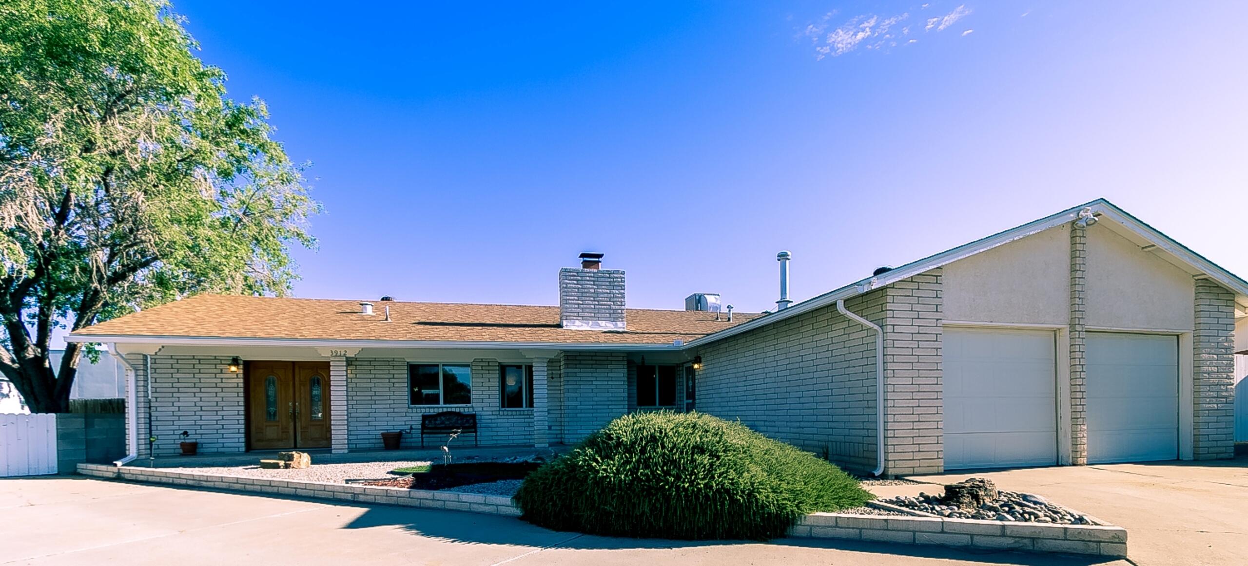 3912 Denise Court NE - Main Image