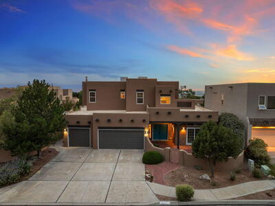 5805 MARIOLA Place NE, Albuquerque