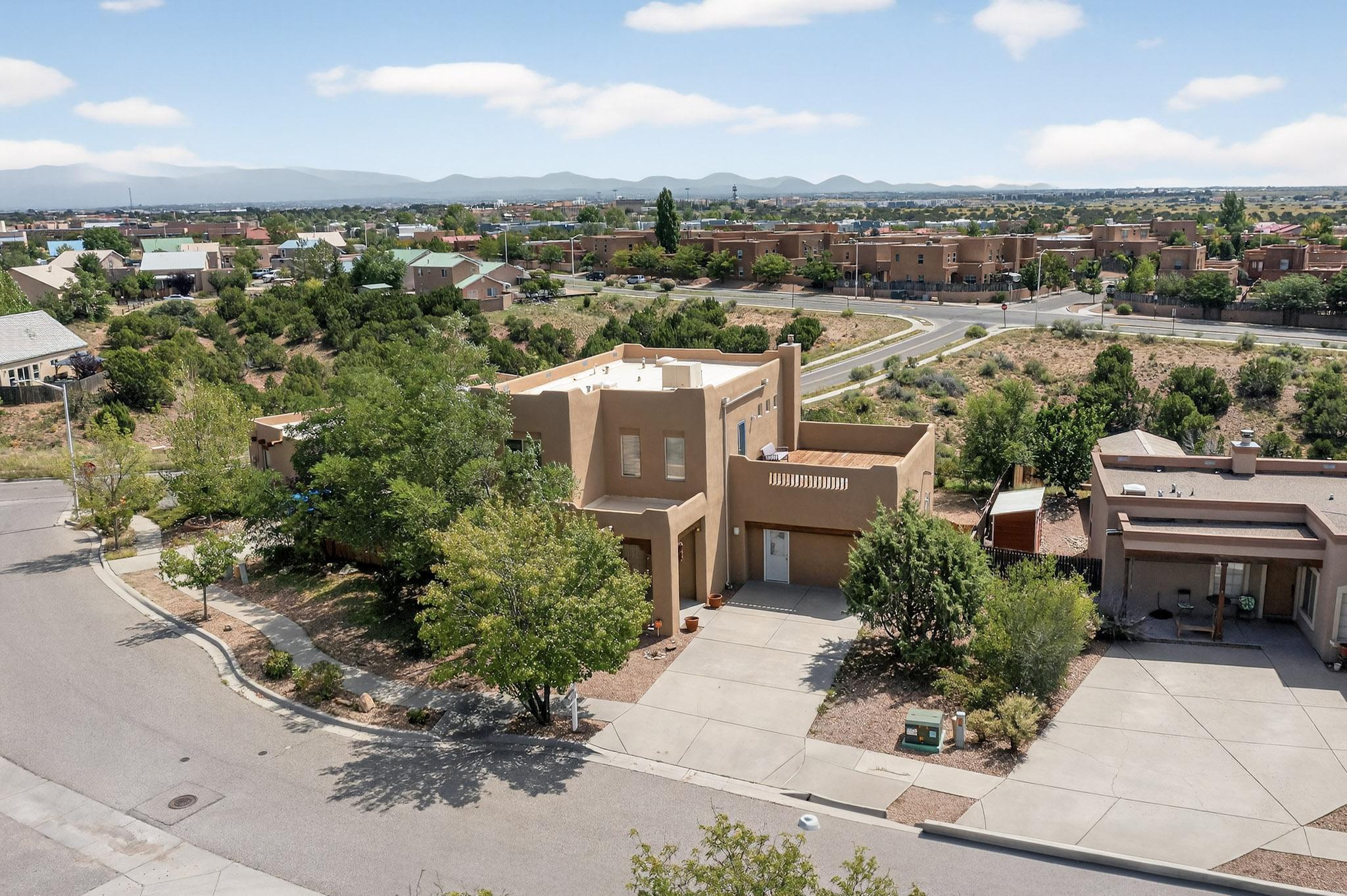6808 SUNSET Circle - Main Image