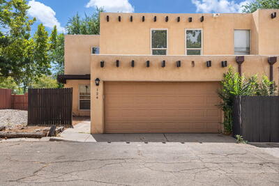124 CALLE OLAS ALTOS NE, Albuquerque