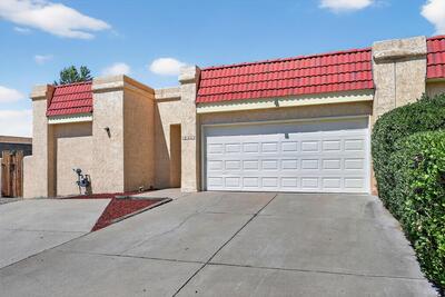 9505 COMANCHE Road NE, Albuquerque