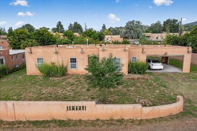 1226 Cerro Gordo Road A, Santa Fe