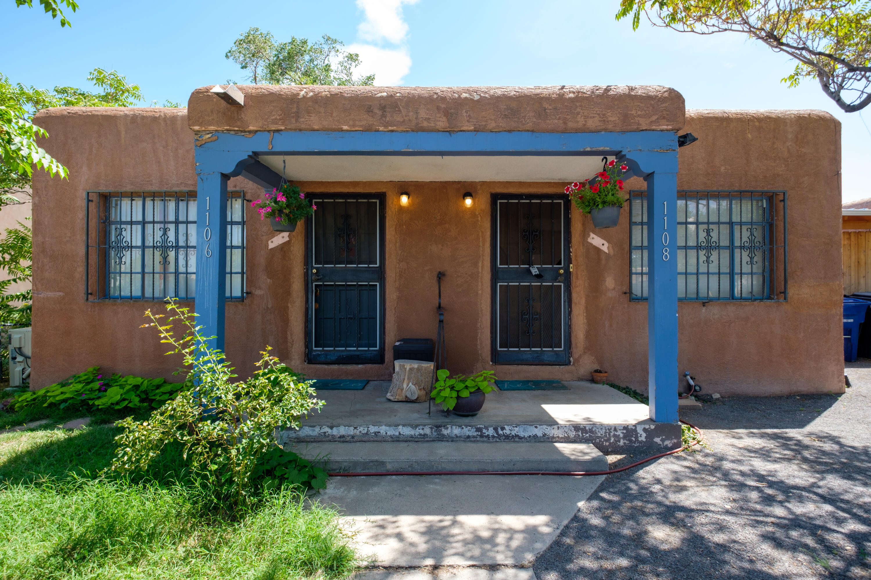 1106 LEAD Avenue SW - Main Image