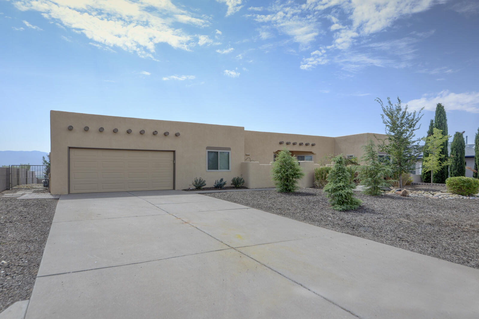 814 PALMAS ALTAS Drive SE - Main Image