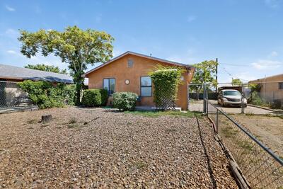 618 DOLORES Drive SW, Albuquerque