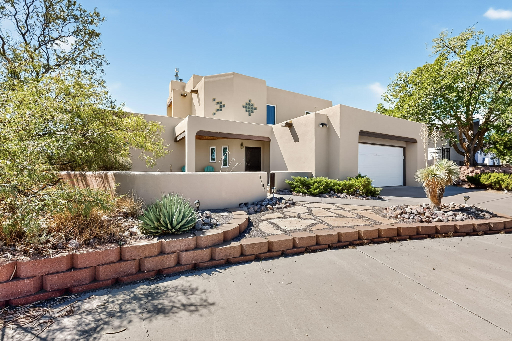 1216 Hilton Place - Main Image