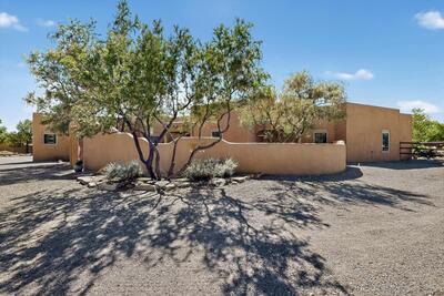 8011 4TH Street NW, Los Ranchos 
