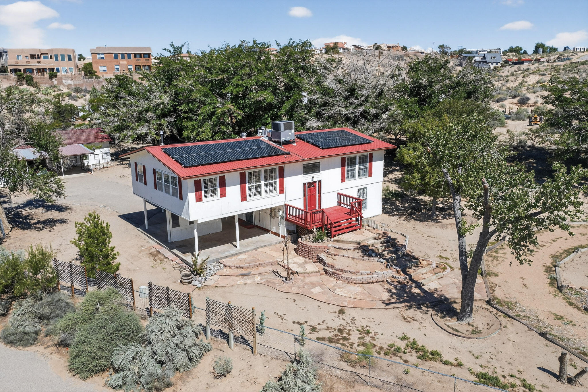 618 RECLINING ACRES Road - Main Image