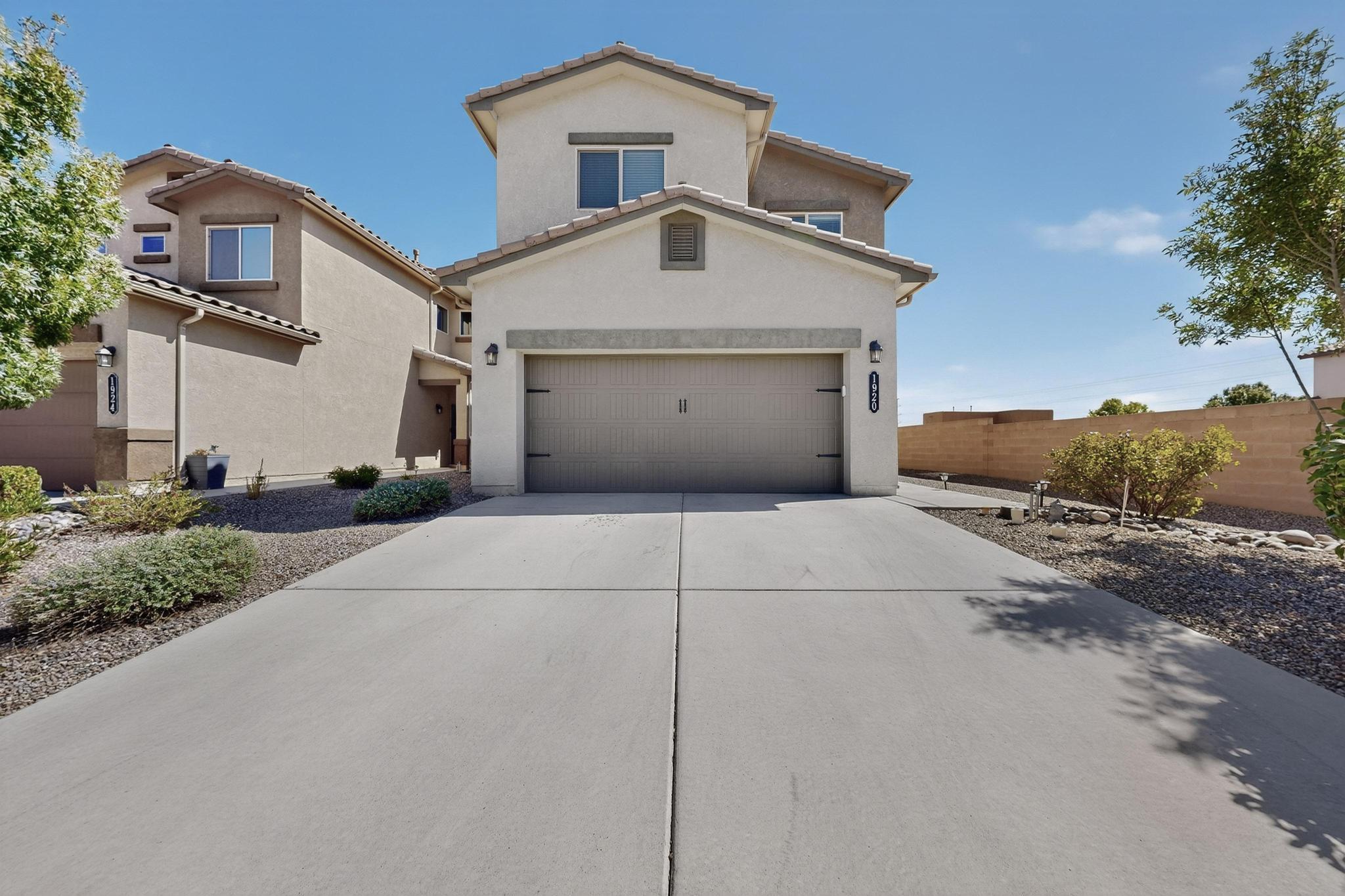 1920 SUMMER BREEZE Drive NW - Main Image