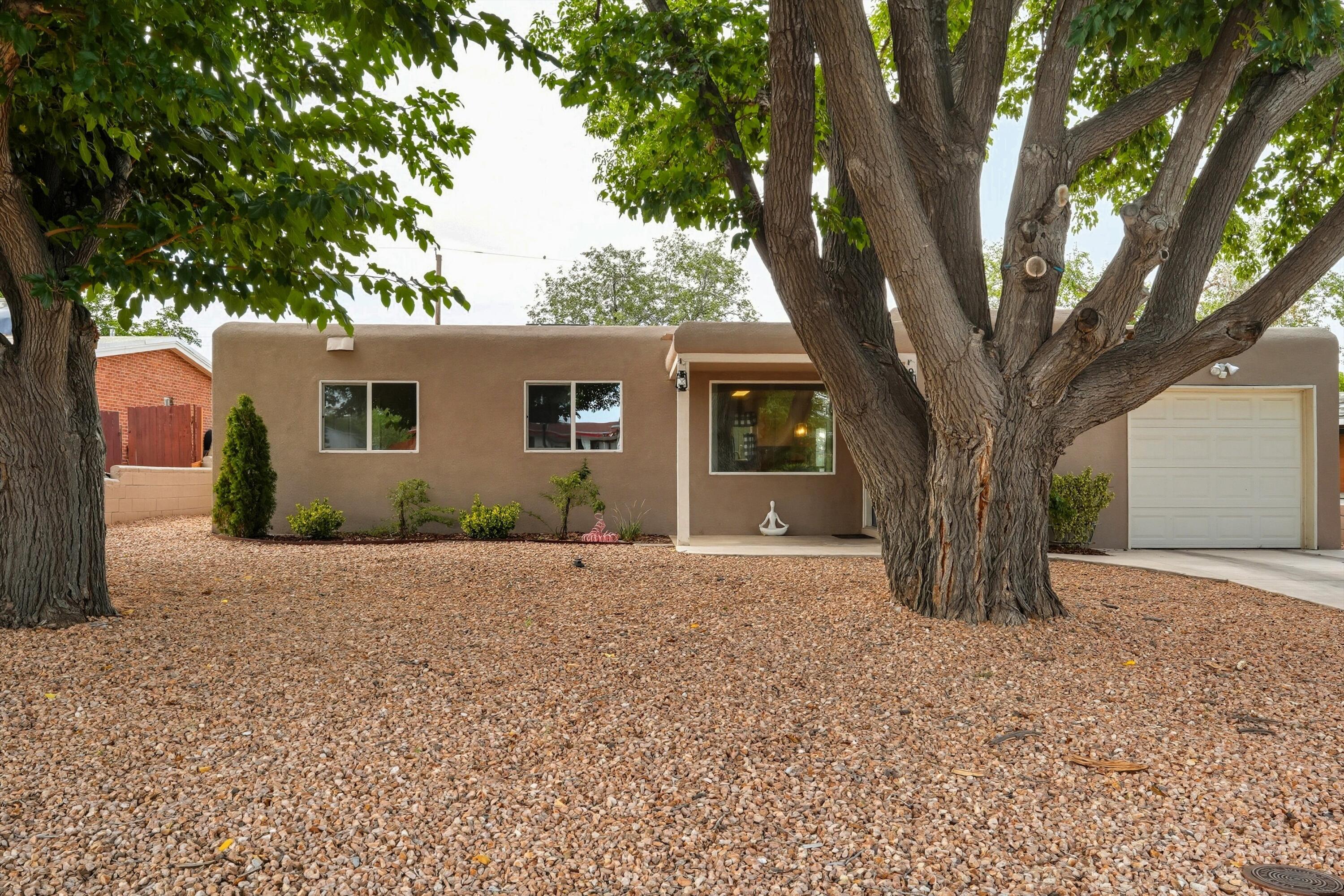 9004 SHOSHONE Road NE - Main Image