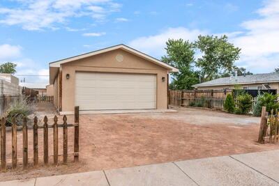 153 TYRONE Avenue NW, Albuquerque