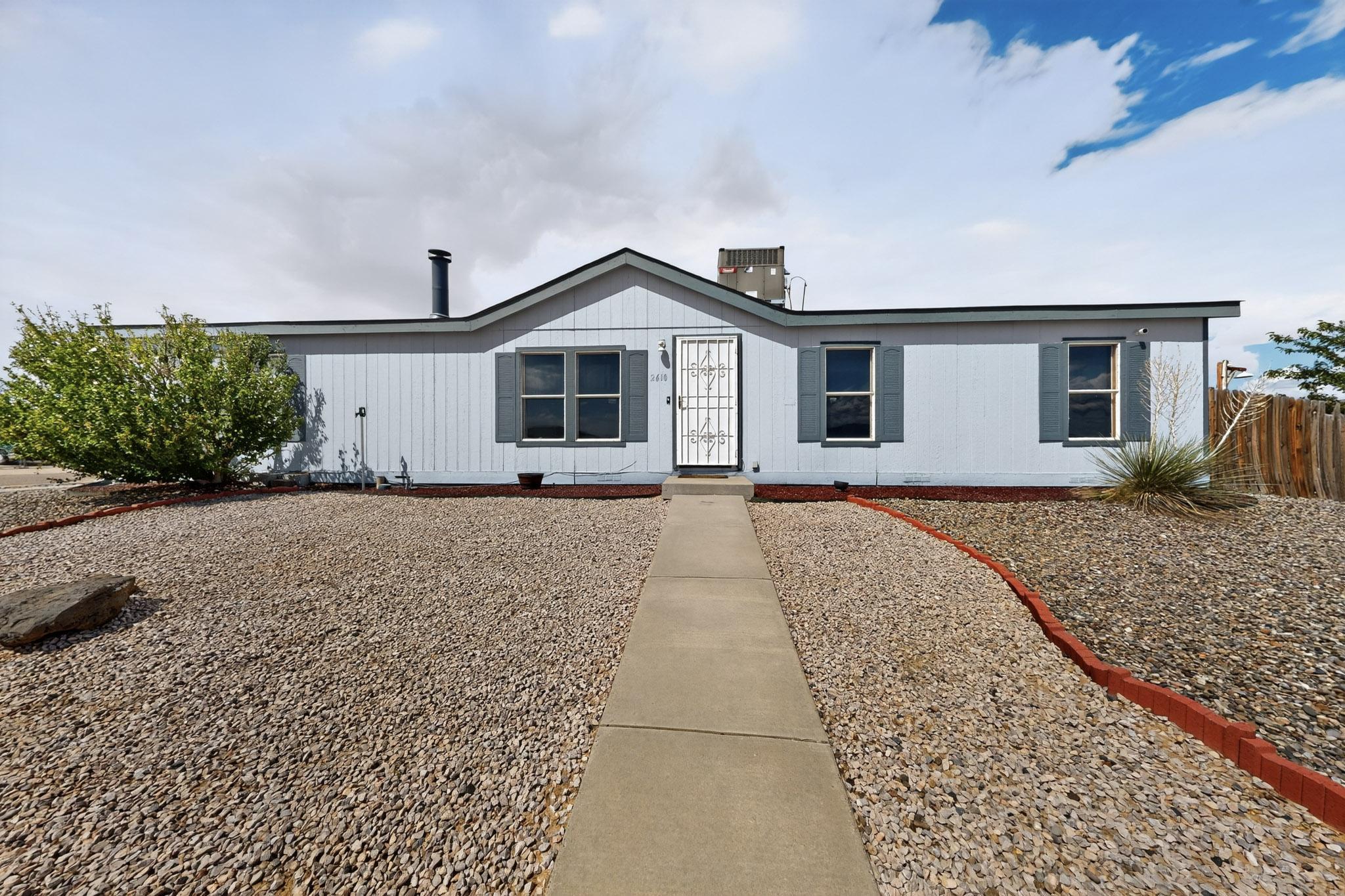 2610 Calle De Los Claveles - Main Image
