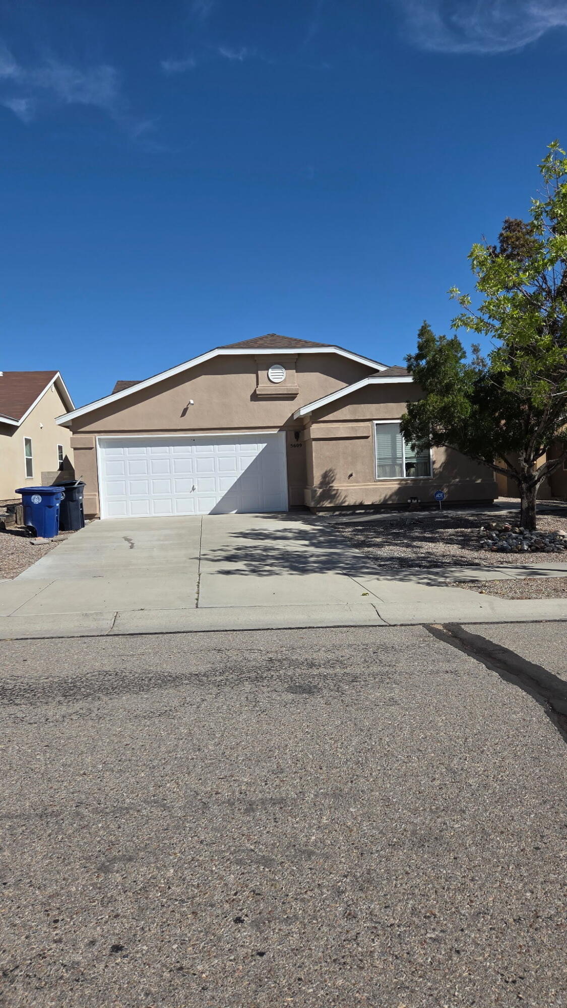 5609 MESA RIDGE Road NW - Main Image