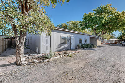 428 S Camino Del Pueblo, Bernalillo