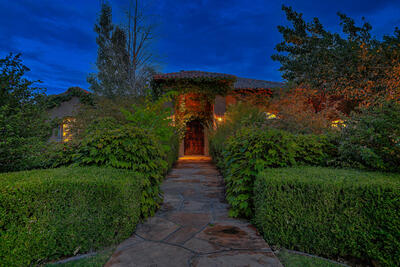 7512 Rio Grande Boulevard NW, Albuquerque
