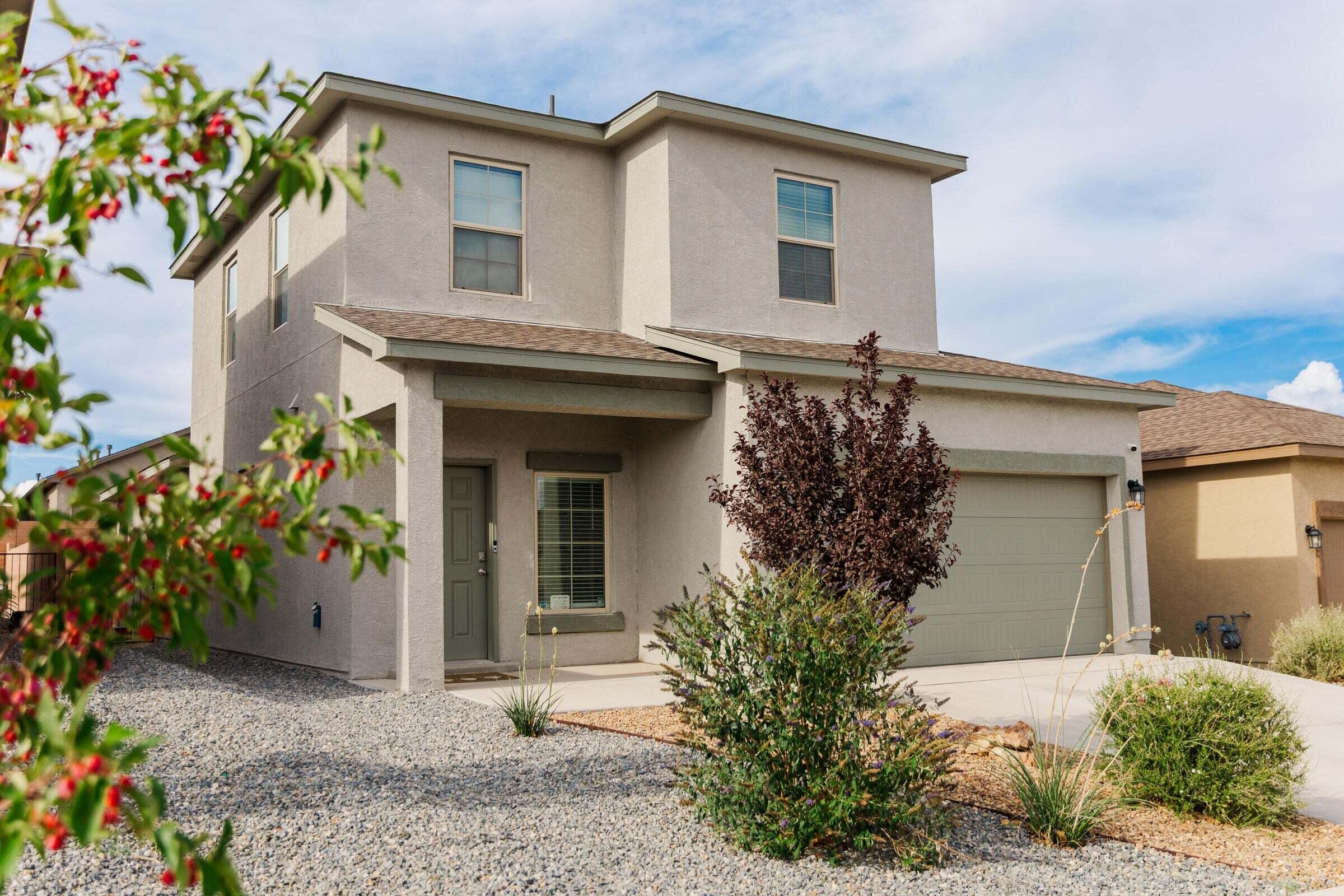 10657 CARESSO Loop SW - Main Image