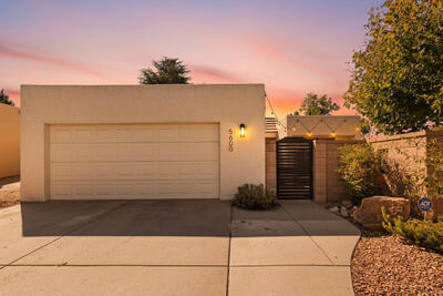 5600 Amigo Way NE, Albuquerque
