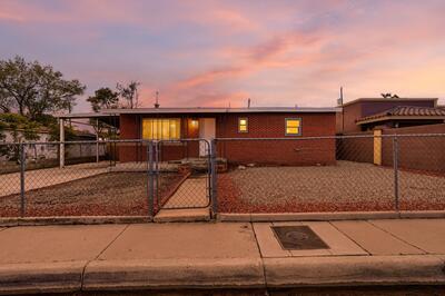 461 60TH Street NW, Albuquerque
