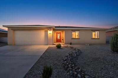 2517 Desi Loop, Belen