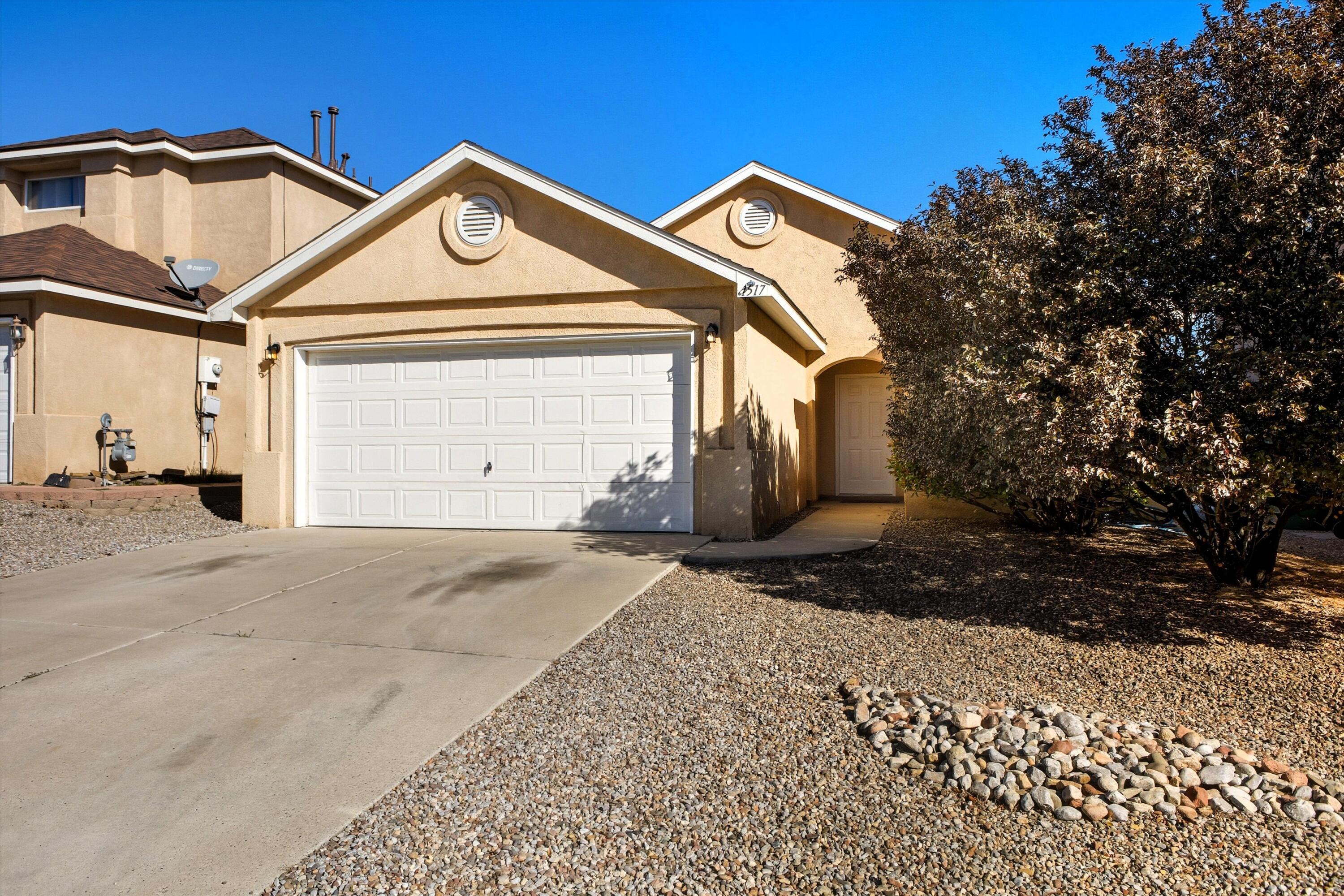 1517 SAN PEDRO Road NE - Main Image