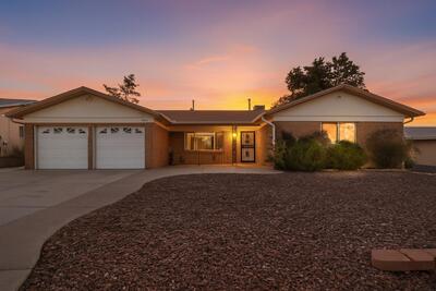 3604 PARISIAN Way NE, Albuquerque