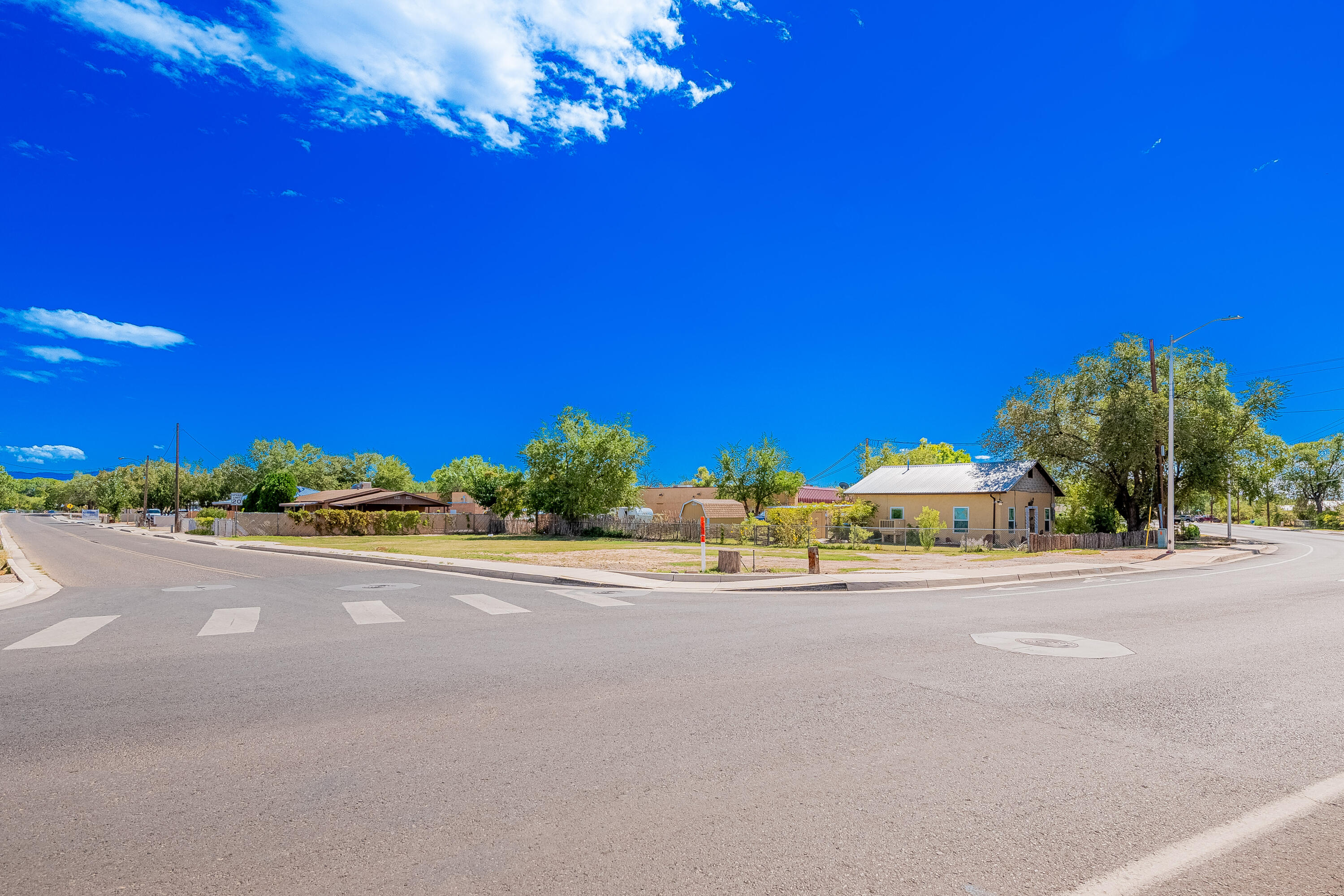 344 LOS LENTES Road SE - Main Image