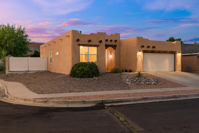 7419 KINGFISHER Court NW, Albuquerque