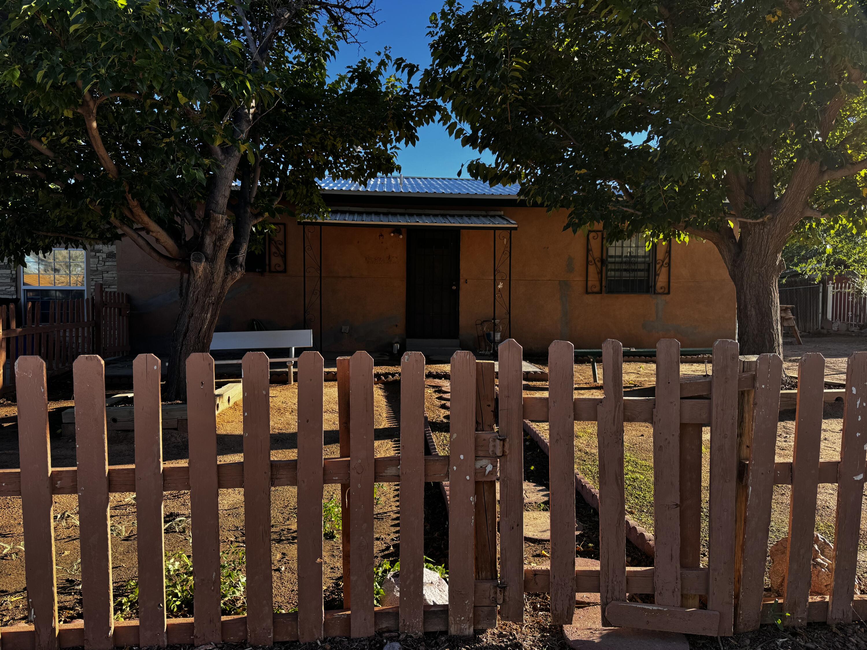 811 Theresa Drive - Main Image
