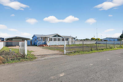 33 JARDIN Road, Los Lunas 