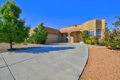 6505 MOON SHADOWS Drive NW, Albuquerque 