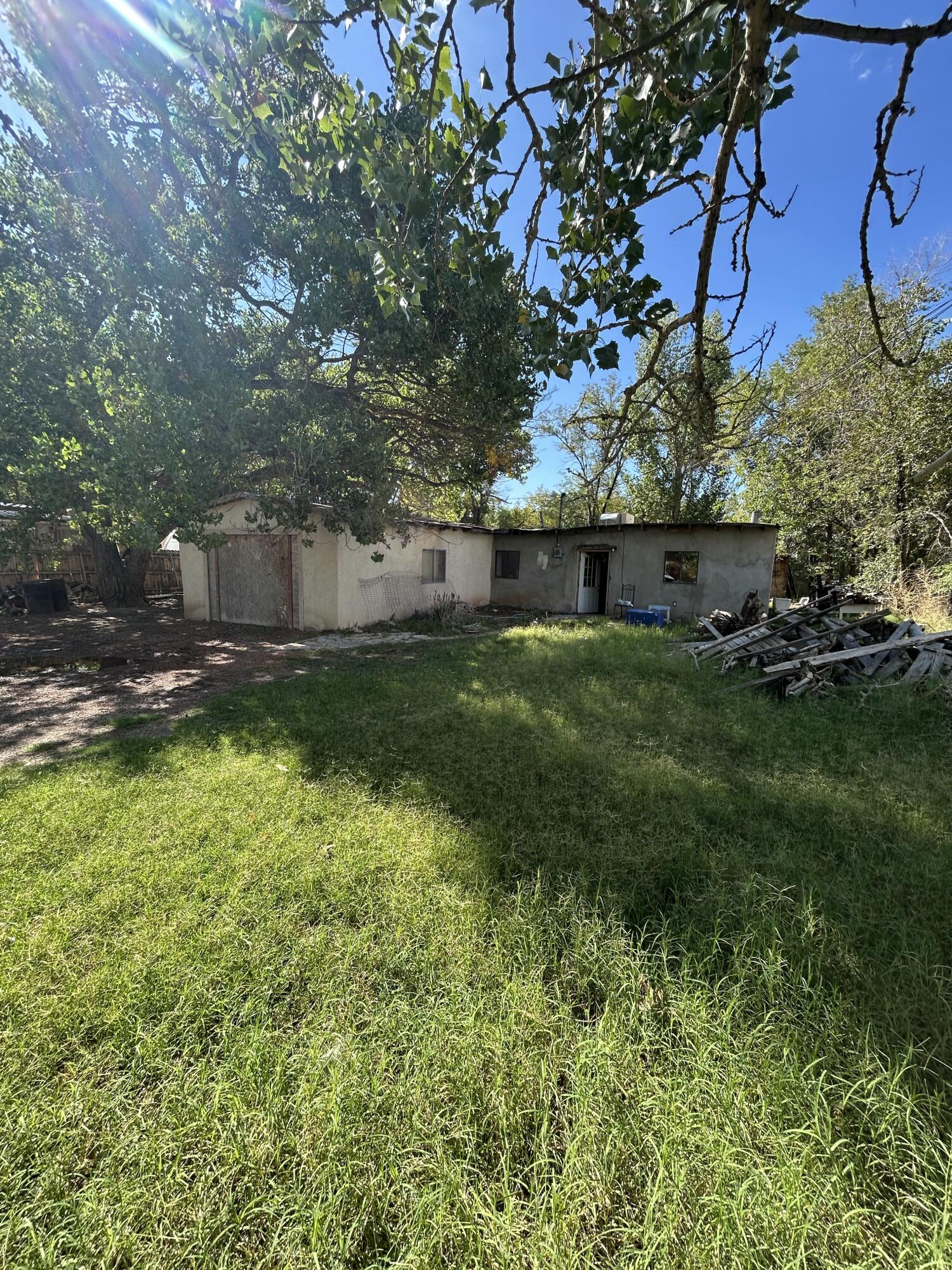 259 LOPEZ Road SE - Main Image