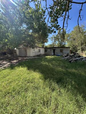 259 LOPEZ Road SE, Los Lunas 