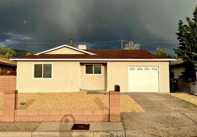 328 Maxine Street NE, Albuquerque 