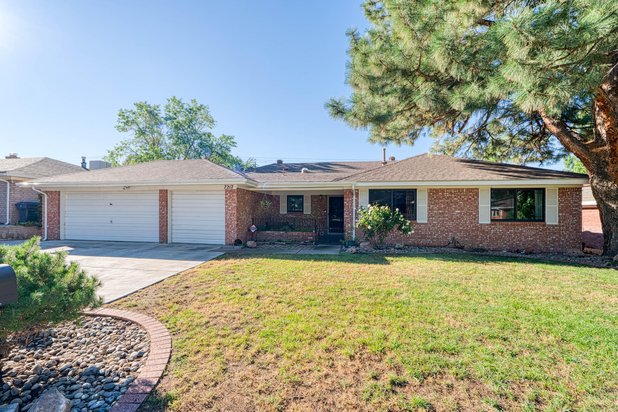 7212 CARRIAGE Road NE - Main Image