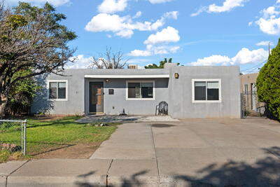 217 ESPEJO Street NE, Albuquerque 