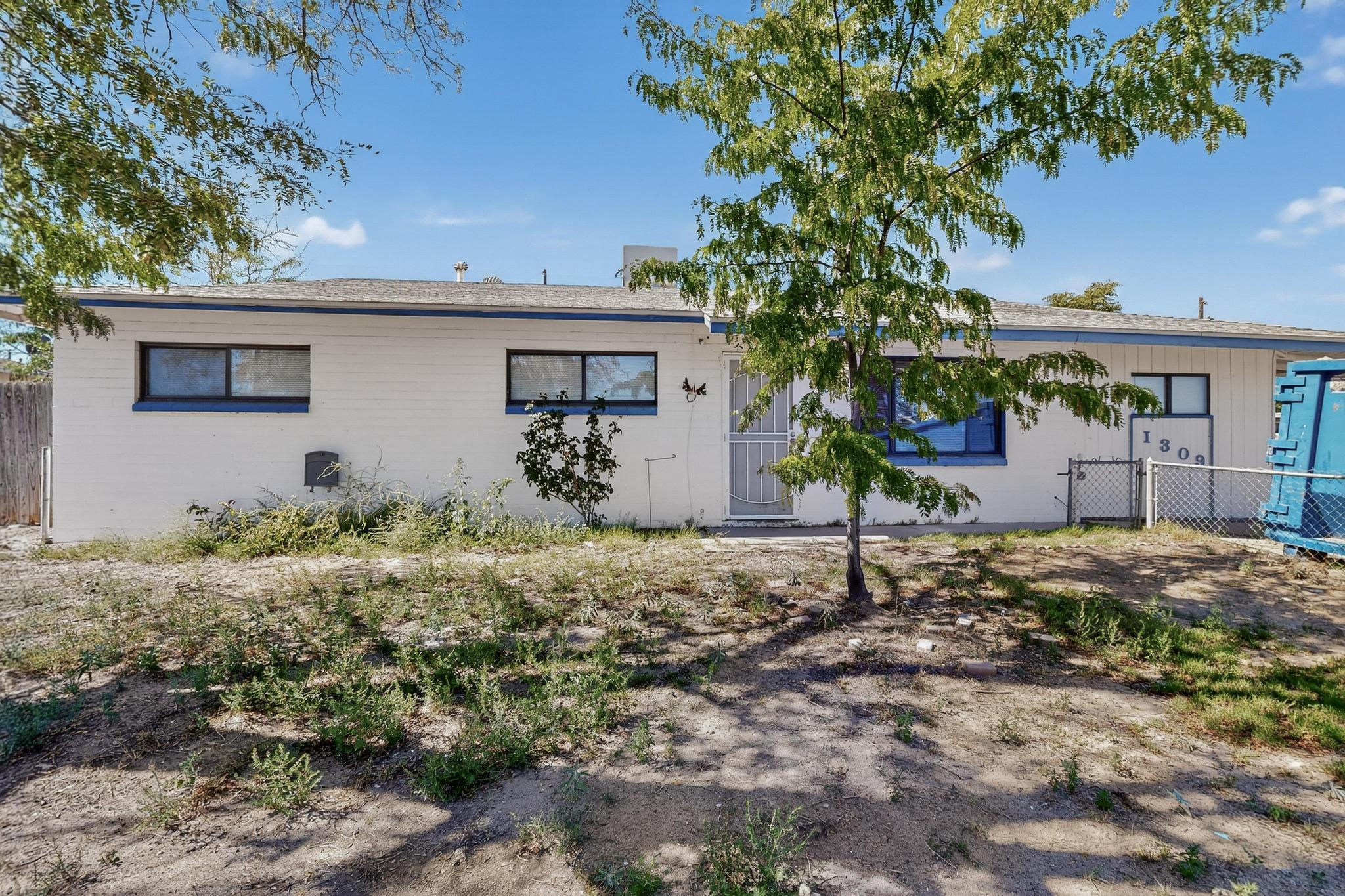 1309 Canyon Trail SW - Main Image