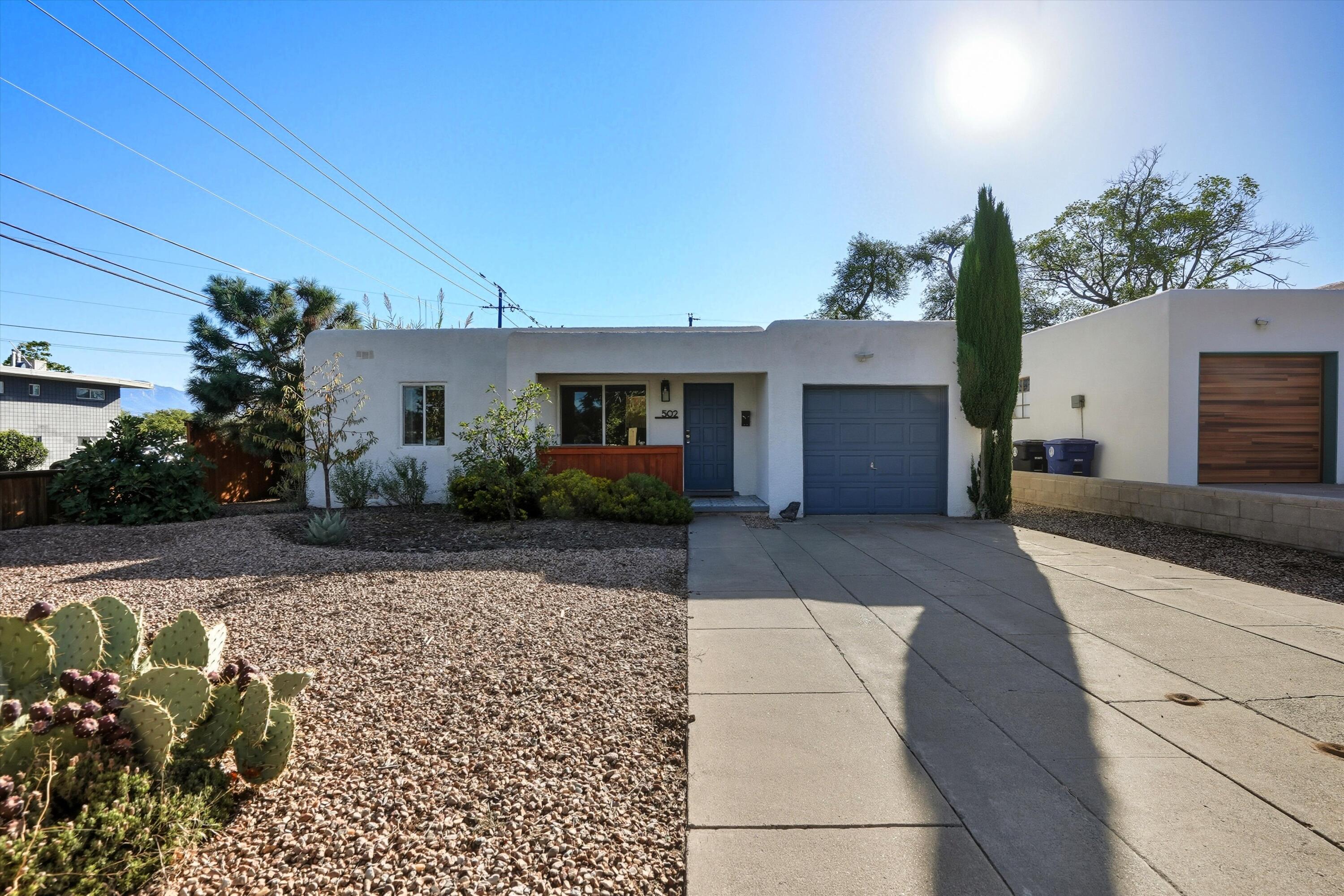 502 GRACELAND Drive SE - Main Image