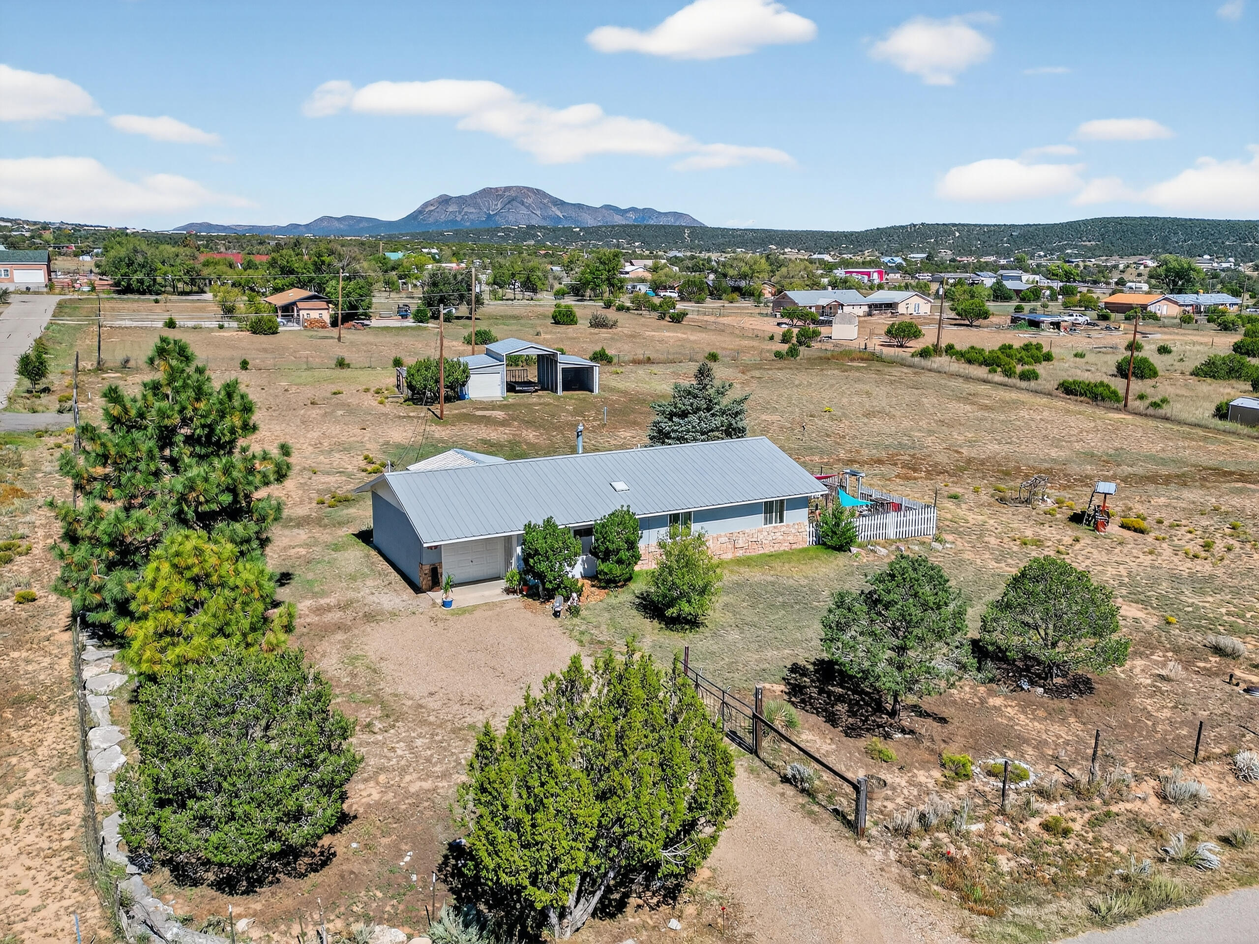 78 McCall Loop - Main Image